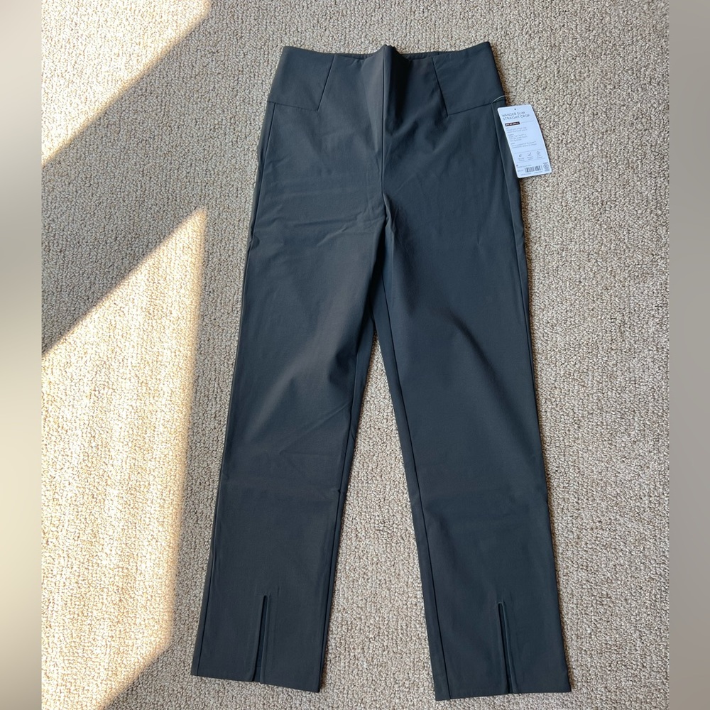 Athleta Wander Slim Straight Crop